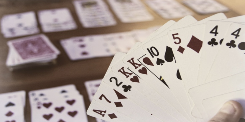 Cách xác định lượt đánh đầu tiên